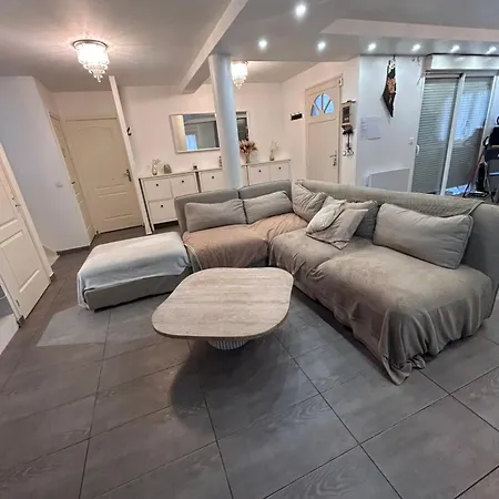 Maison Cosy, Elegence Et Espace Reunis Entre Cdg & Paris سارسيل